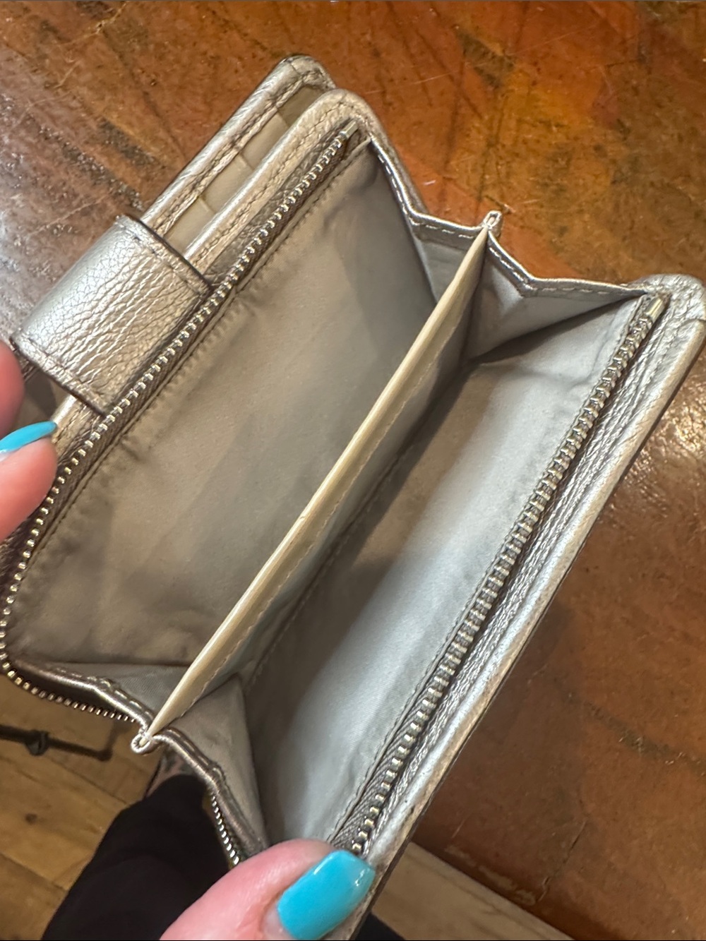 Coach Metallic Silver Pebbled Leather Zip Wallet - Picture 9 of 9